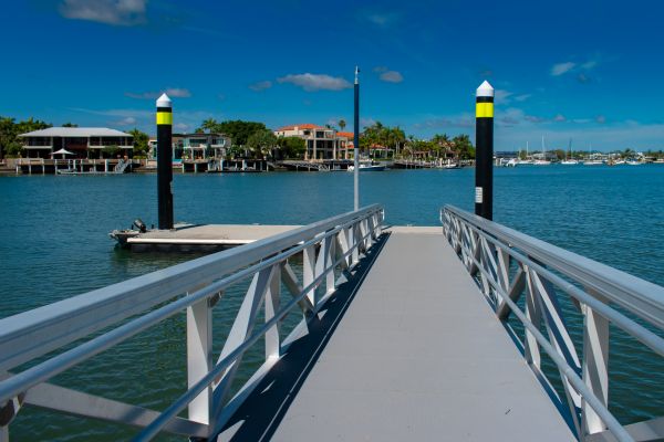Columbia Deck Service